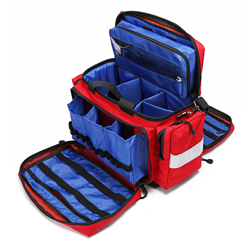 Duża apteczka pierwszej pomocy – First Aid Kit recenzja i cena
