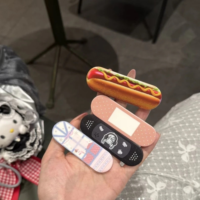 Uroczy uchwyt na telefon w ksz – Bandage recenzja i cena